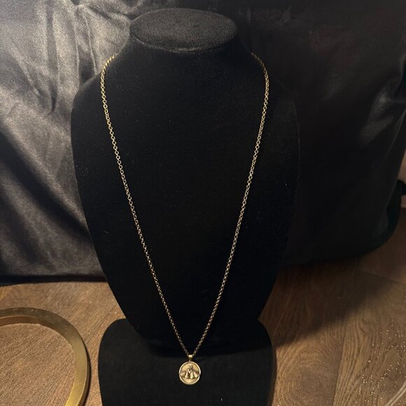 Vintage Gold Tone Moth Pendant Necklace | Inspirational "Always Find the Light" - Picture 6 of 6